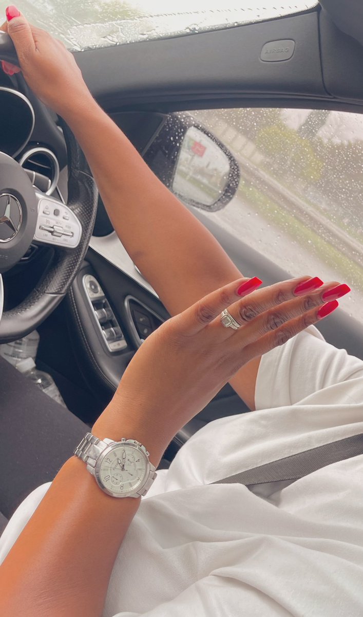 BevMathews4's tweet photo. @Hlengiwe_Twala_ Red is Gold!❤️ https://t.co/cssyLiFtEk