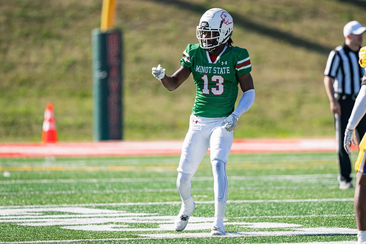 ZelWilliams4's tweet image. I have officially entered the transfer portal with 2 years of eligibility remaining. I am available at both Safety and Wide Receiver. Looking for anywhere to call home and compete.
Contact-
Email:Denzelwill10@outlook.com
Phone number: 5617872995