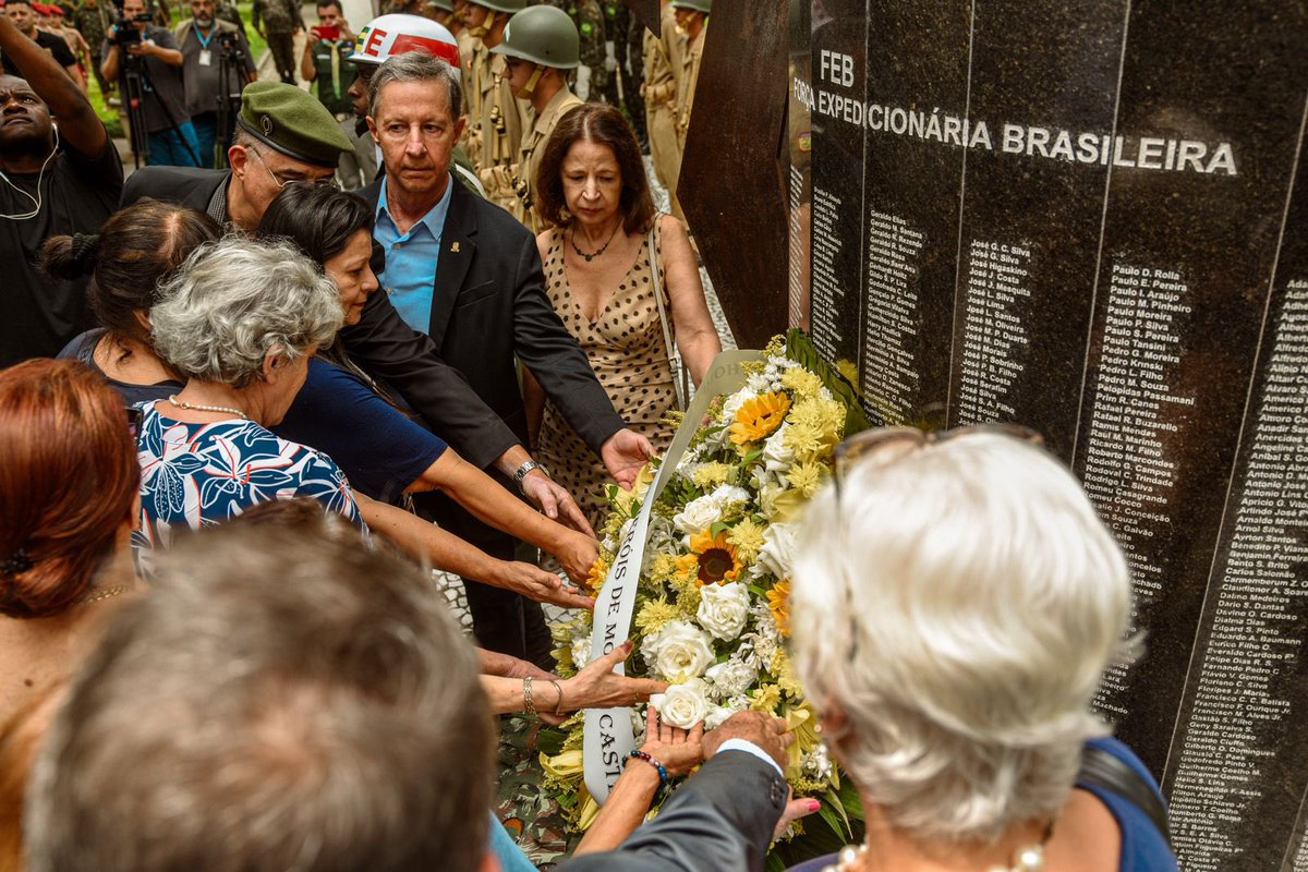 cmse_exercito's tweet photo. Há 80 anos, bravos soldados da Força Expedicionária Brasileira escreveram um dos capítulos mais importantes da nossa história na Segunda Guerra Mundial. A Tomada de Monte Castello foi uma vitória conquistada com coragem, sacrifício e determinação.
#FEB80anos #FEB #MonteCastello https://t.co/6wbYL9zFbP