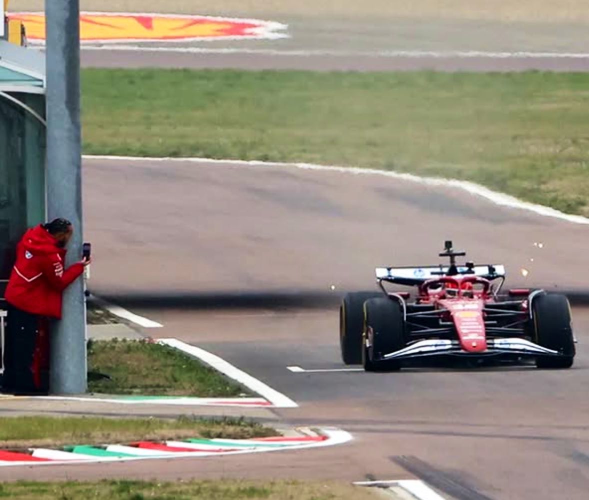 Hamilton
fotografiando
a Leclerc.