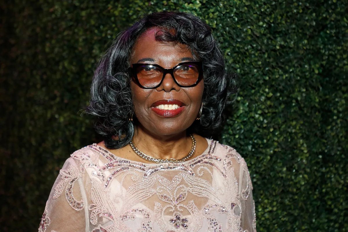 DailyLoud's tweet photo. Voletta Wallace, Mother of The Notorious B.I.G., passes away at 72 https://t.co/YCjAuPCRJA