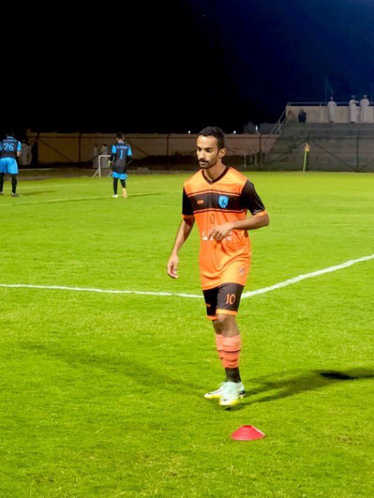 اجرى لاعبنا خالد بن عبدالله الجابري عملية جراحية على مستوى الركبة، مع تمنياتنا له بالشفاء العاجل 🧡🩵