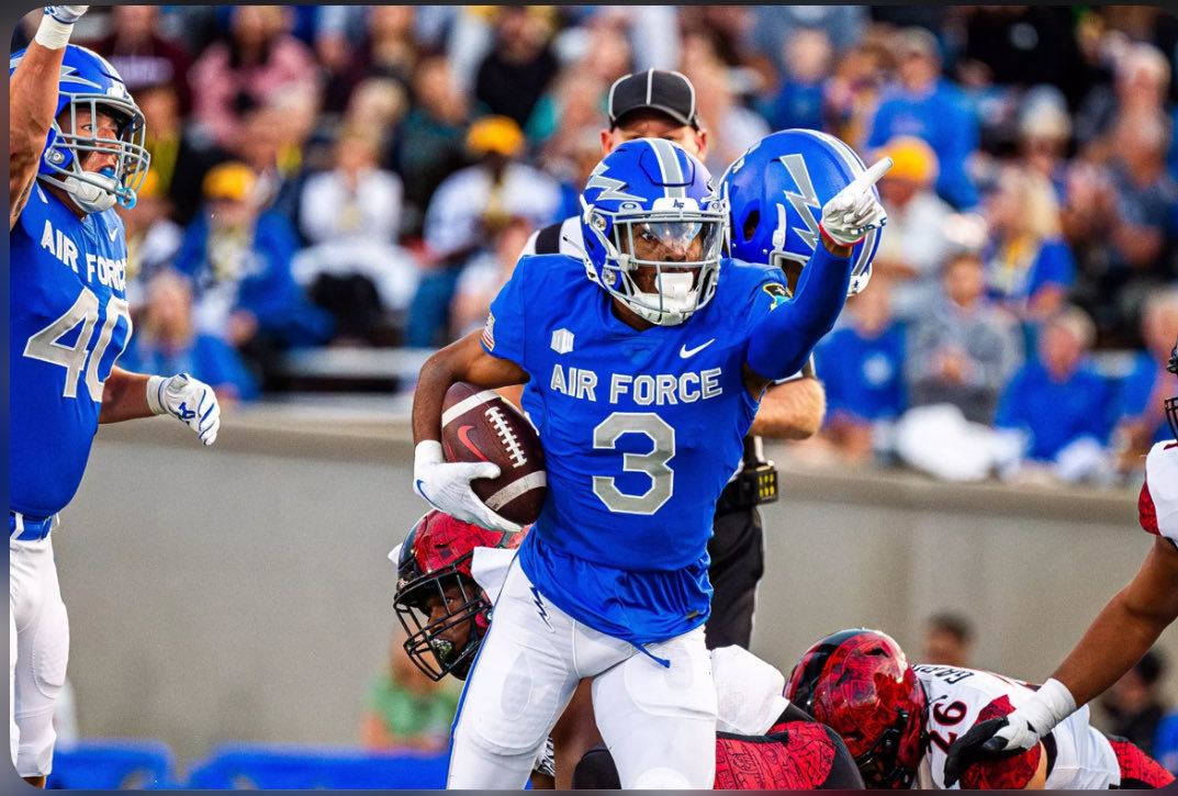 Luke Thompson (@thedego16) on Twitter photo Grateful to receive my 6th d1 football offer from the Air Force Academy! Thank you β¦β¦<a href="/CoachTimHorton/">Tim Horton</a>β© for reaching out. β¦<a href="/CoachJ_Adkins/">Josh Adkins</a>β© β¦β¦<a href="/CoachTBarr/">#BESTAVAILABLE</a>β© @β¦FHSAdmirals β¦<a href="/CoachStubbs/">Taylor Stubblefield</a>β© β¦β¦β¦<a href="/CoachTCalhoun/">Troy Calhoun</a>β© β¦β¦<a href="/AF_Football/">Air Force Football</a>β© Grateful to receive my 6th d1 football offer from the Air Force Academy! Thank you β¦β¦<a href="/CoachTimHorton/">Tim Horton</a>β© for reaching out. β¦<a href="/CoachJ_Adkins/">Josh Adkins</a>β© β¦β¦<a href="/CoachTBarr/">#BESTAVAILABLE</a>β© @β¦FHSAdmirals β¦<a href="/CoachStubbs/">Taylor Stubblefield</a>β© β¦β¦β¦<a href="/CoachTCalhoun/">Troy Calhoun</a>β© β¦β¦<a href="/AF_Football/">Air Force Football</a>β©