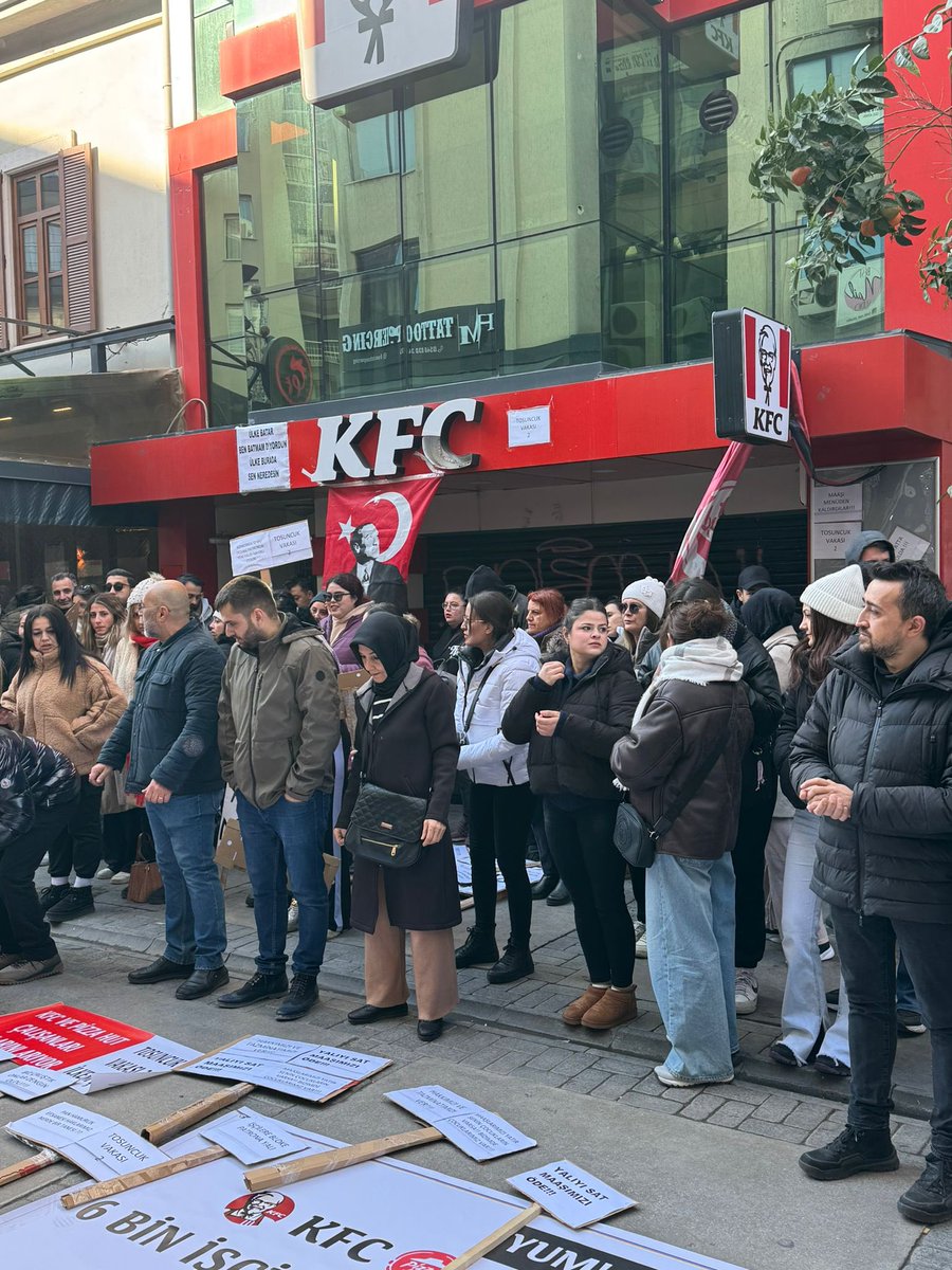 KAR KIŞ DİNLEMİYORUZ SESİMİZ GÜR UMUDUMUZ YÜKSEK
 
HAKLIYIZ KAZANACAĞIZ.

#ilkemsahin