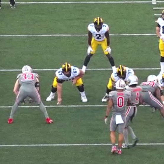 Trying to watch the Iowa RB... Forget him, who is this RT67?! Show up with this lettuce and no gloves on the Hawkeyes OL?! Dude's a dude.