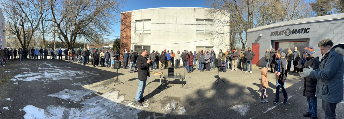 It’s Strat Opening Day! We’ve got a full recap coming but in the meantime thank you to everyone who braved the cold to be here today!
