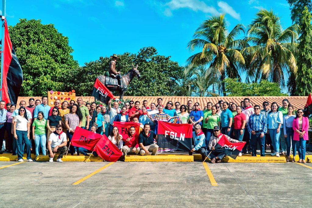 Sicxfredo Toledo (@sicxfredotoledo) on Twitter photo #21Feb | #Nicaragua ๐ณ๐ฎ
A 91 aรฑos de su asesinato vil y cobarde; Sandino es faro indoamericano de resistencia, dignidad, Patria y Libertad de Amรฉrica Latina y el mundo.
๐บ๐๐๐
๐๐๐ ๐๐๐๐, ๐๐ ๐๐๐๐๐ ๐๐๐๐๐ . . .! ๐ฅโฌ
#SandinoLuzyVerdad <a href="/InturNicaragua/">Instituto Nicaragรผense de Turismo</a> #21Feb | #Nicaragua ๐ณ๐ฎ
A 91 aรฑos de su asesinato vil y cobarde; Sandino es faro indoamericano de resistencia, dignidad, Patria y Libertad de Amรฉrica Latina y el mundo.
๐บ๐๐๐
๐๐๐ ๐๐๐๐, ๐๐ ๐๐๐๐๐ ๐๐๐๐๐ . . .! ๐ฅโฌ
#SandinoLuzyVerdad <a href="/InturNicaragua/">Instituto Nicaragรผense de Turismo</a>