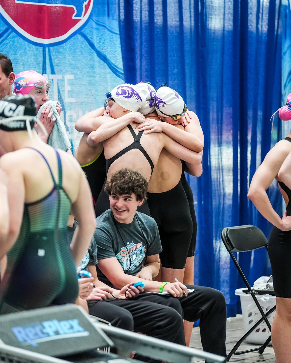 What a finish!! Congrats to the Park Hill South relay team for setting a new Class 2 and overall record in the 200 yd freestyle relay with a time of 1:36.09!!!
