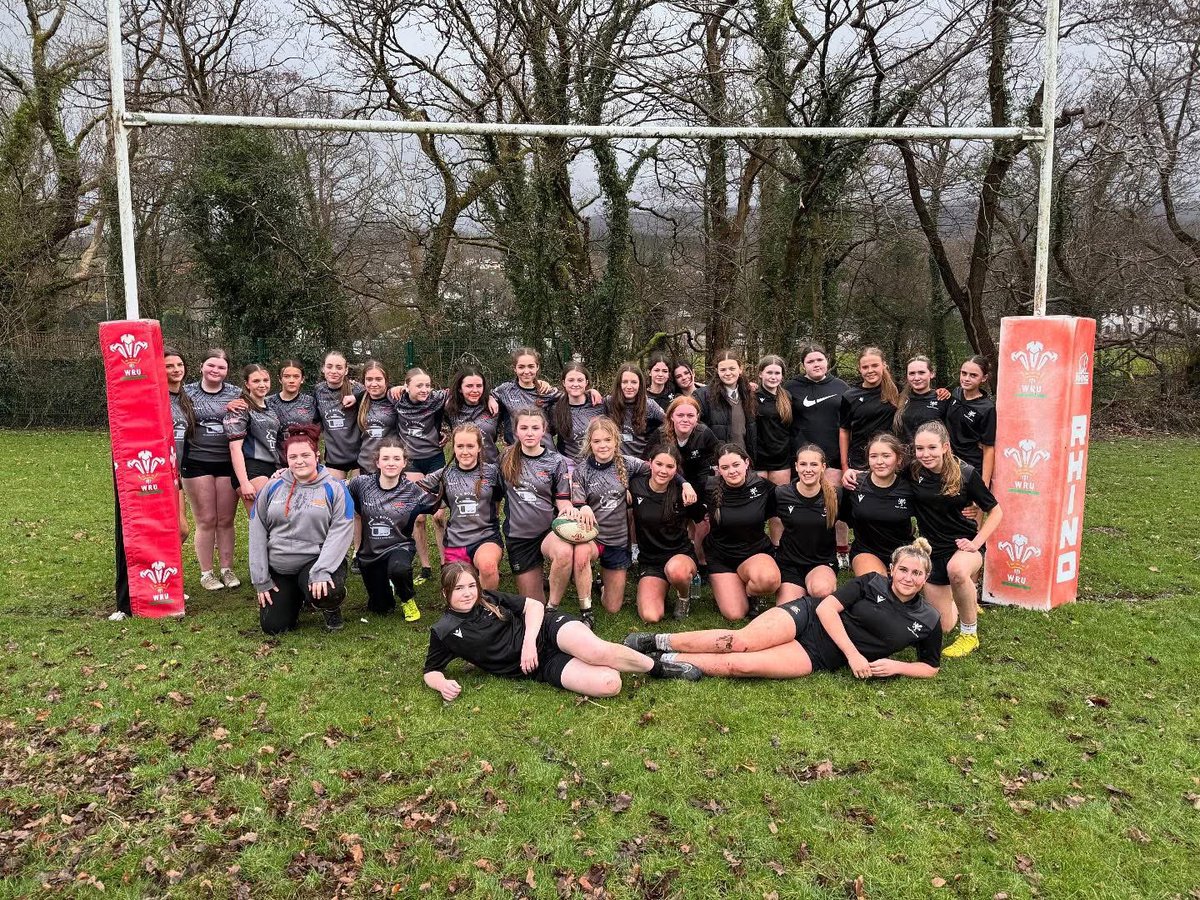 Dinas Brân PE tweet media