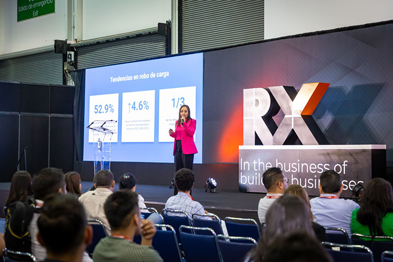 .<a href="/RXGlobal_/">RX</a>  reunió en 2024  a más de 66,000 visitantes en 10 eventos celebrados en diversas ciudades del país; un logro que consolida su liderazgo en México

#TopFlotillas #LOGEX

#MagazzinedelTransporte

tinyurl.com/2aeas8j3