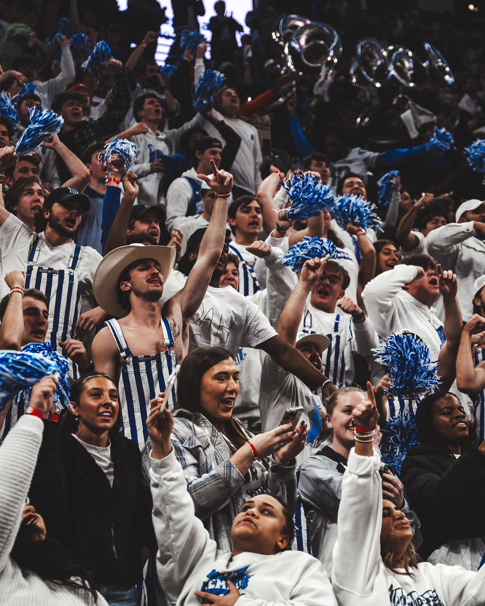 Memphis Basketball is back this Sunday Ⓜ️😤

<a href="/uofmemphis/">University of Memphis</a> students, stop by the second floor of the UC today from 12:30-1:30 to pick up your parking pass 🚙

🎟️ gotigersgo.com/students