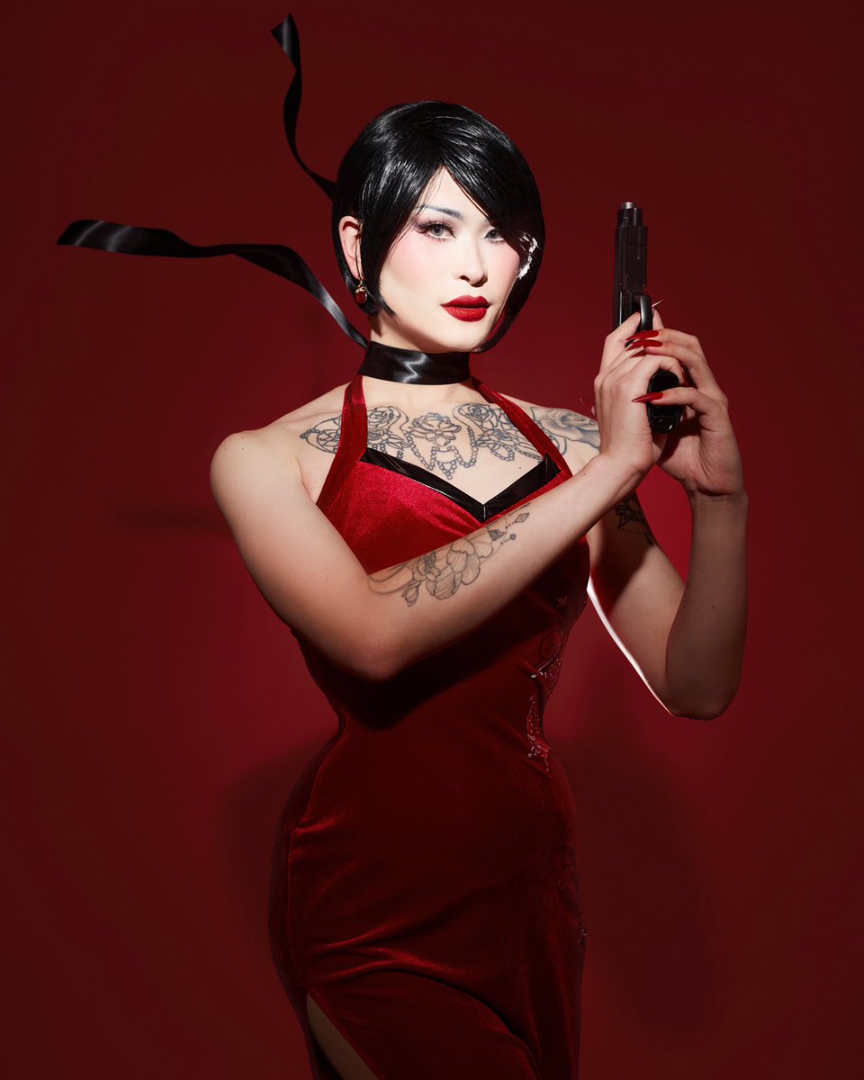 DrEvaYoung's tweet photo. Your favorite Chinese spy is back 🔫🕵🏻‍♀️ https://t.co/ZGubv4iOmg