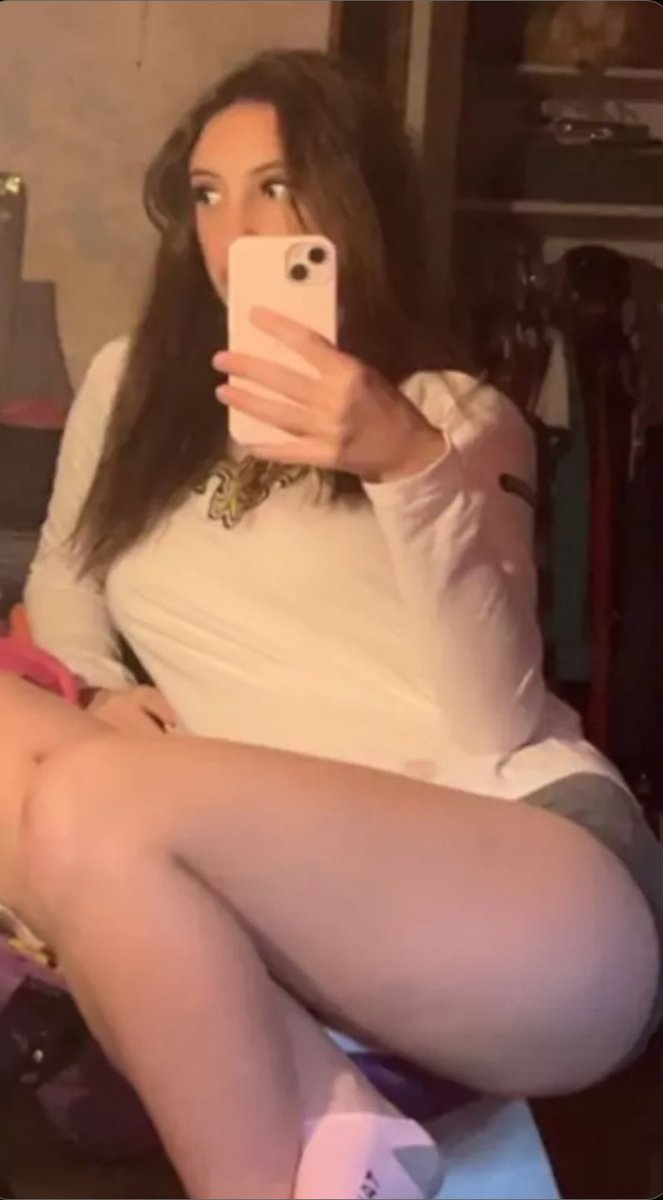 LexiHouston12's tweet photo. Hey I’m back being active! Come text me!
#isell #baddie #snowbunny #freakyvids https://t.co/XK7h9cGXkV