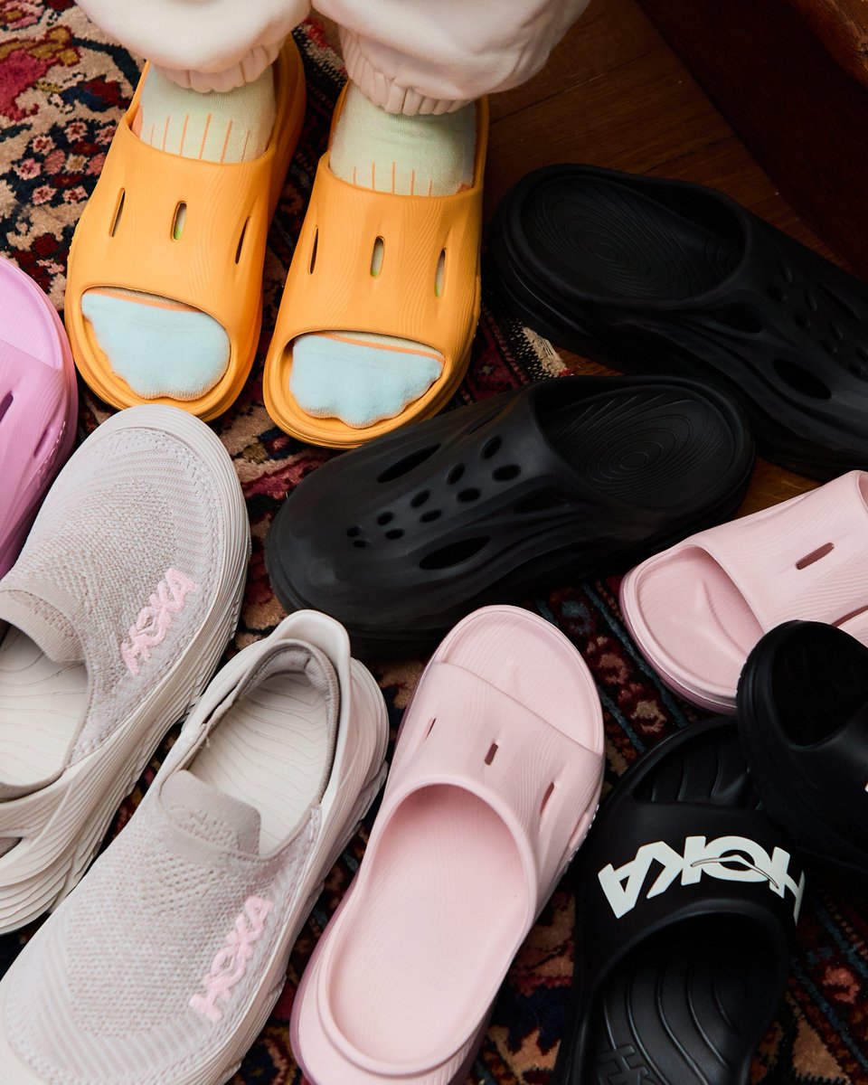What does cozy in community mean to you? To Justine Fédronic, it means running with friends, sprawling across the floor in sweatpants, and diving into a craft night together.    

Read Justine’s blog to gather inspiration for your next cozy night in: bit.ly/CozyinCommunity.