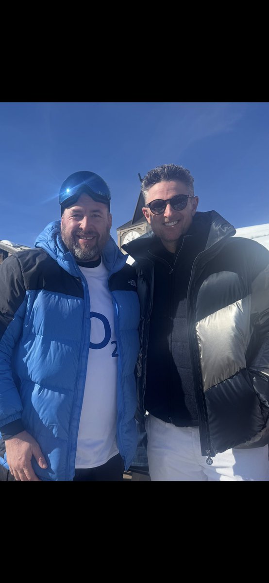 Bigsymind's tweet image. Me and our Justin on our holidays in France 🇫🇷 Sking and all that in et mind.