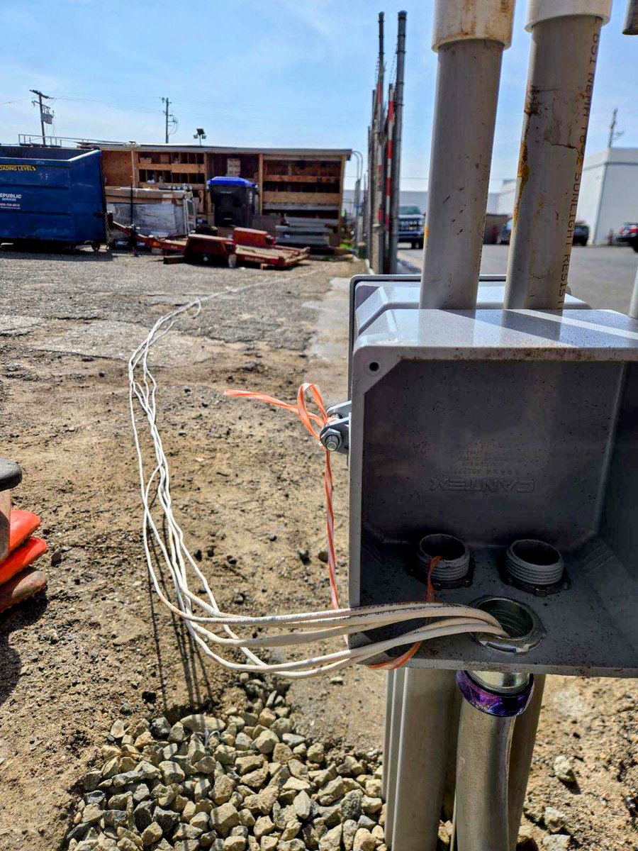 ComlockSecurity's tweet image. Wrapping up the week with some solid installs! 📷 The first two pics show the behind-the-scenes work—running wires and getting everything in place for the @OptexAmerica   LX series intrusion detection sensors. The last pic? That’s the sweet sight of a job well done!