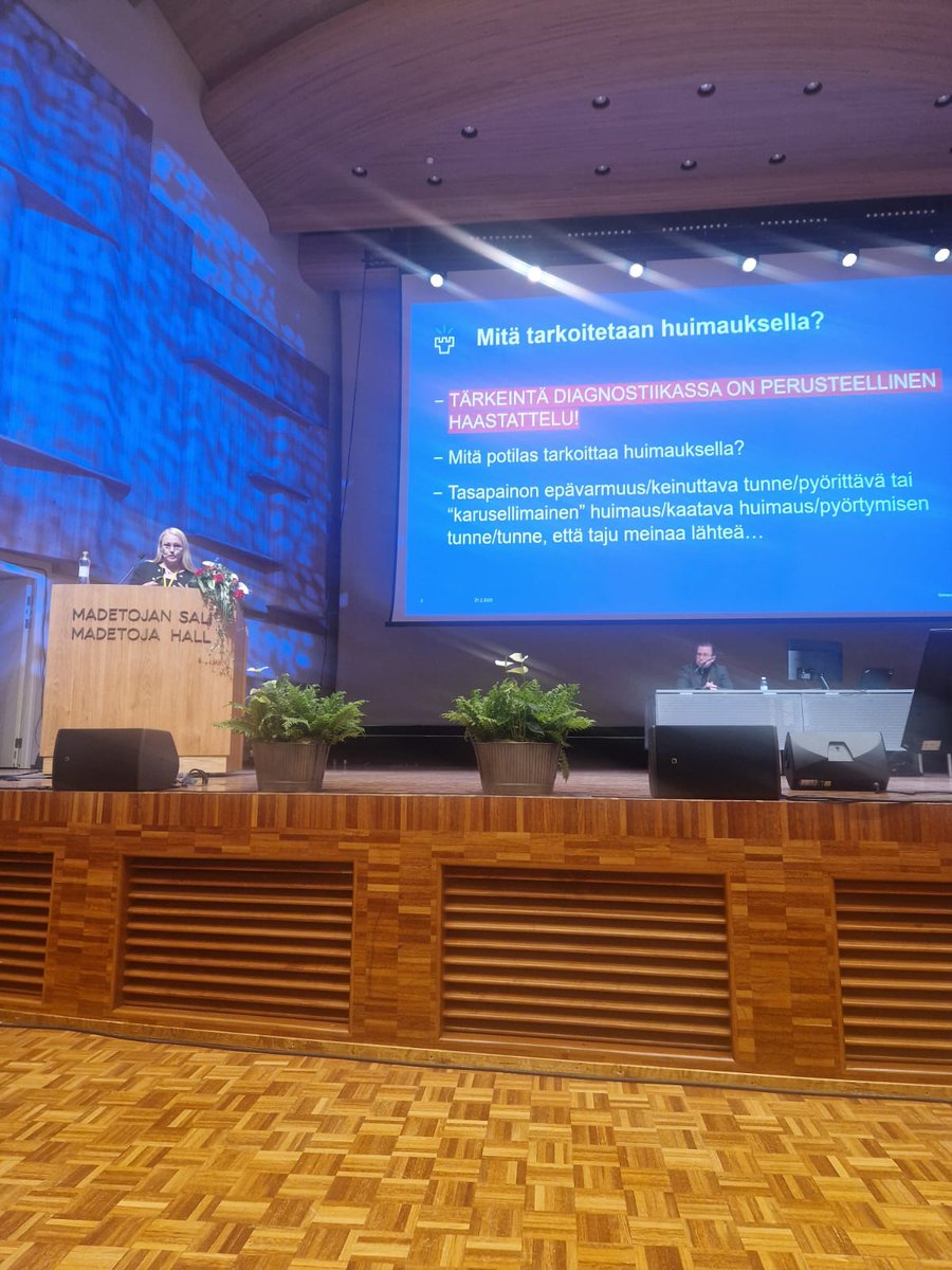 Pohjolan Lääkäripäivillä tänään huippuporukan kanssa luennoimassa huimauksen erotusdiagnostiikasta ja kiireellisyyden arvioinnista 🧠 
Puheenjohtajana 
<a href="/mhmartikainen/">Mika Martikainen</a>

<a href="/DuodecimFi/">Duodecim</a> <a href="/oulunduodecim/">Pohjolan Lääkäripäivät</a> <a href="/OYS_sairaala/">Oulun yliopistollinen sairaala</a> <a href="/Pohde_fi/">Pohjois-Pohjanmaan hyvinvointialue</a> <a href="/UniOulu/">University of Oulu</a> 
#pohjolanlääkäripäivät2025 #duodecim #koulutus