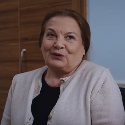 Az önce sadece Sönmez mommye değil hepimize demans teşhisi konuldu  #KızılcıkŞerbeti