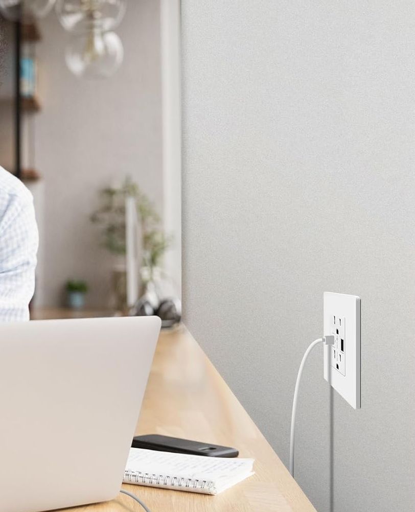 Lider_Electric's tweet image. Modern problems require modern solutions. Discover 18% off deals on USB Outlets and other products for a limited time: l8r.it/rwGA
⁠
#lider #usboutlet #usb #usba #usbc #usbcharger #usbcharging #homeoffice #ltk #ltkfinds #ltkhome