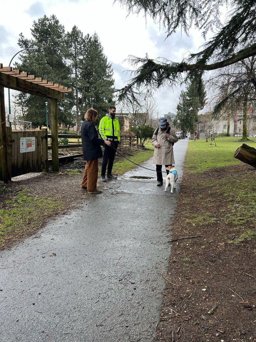 CollingwoodcpcC's tweet photo. 3/4
@CollingwoodCPC 
#Team
#MountPleasant #PBCPC thrives in positive engagement with the residents and citizens of our
#MountPleasant
#Community.
Many of them truly appreciate seeing our Day, Afternoon and Evening patrols constantly out in the area. 
We are a
#CommunityCPC https://t.co/odCBe9U9MH
