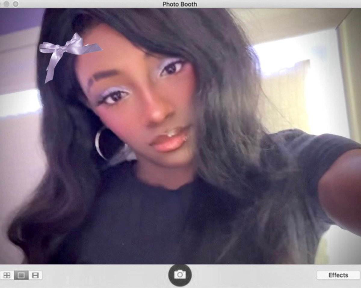 ⋆˖ ࣪⭑ — we took laptop selfies w matching bows ୨ৎ

#ATSD #AtinySelcaDay #ATEEZ #에이티즈 #shinestar #SEONGHWA #성화 #ATINY <a href="/ATEEZofficial/">ATEEZ(에이티즈)</a>