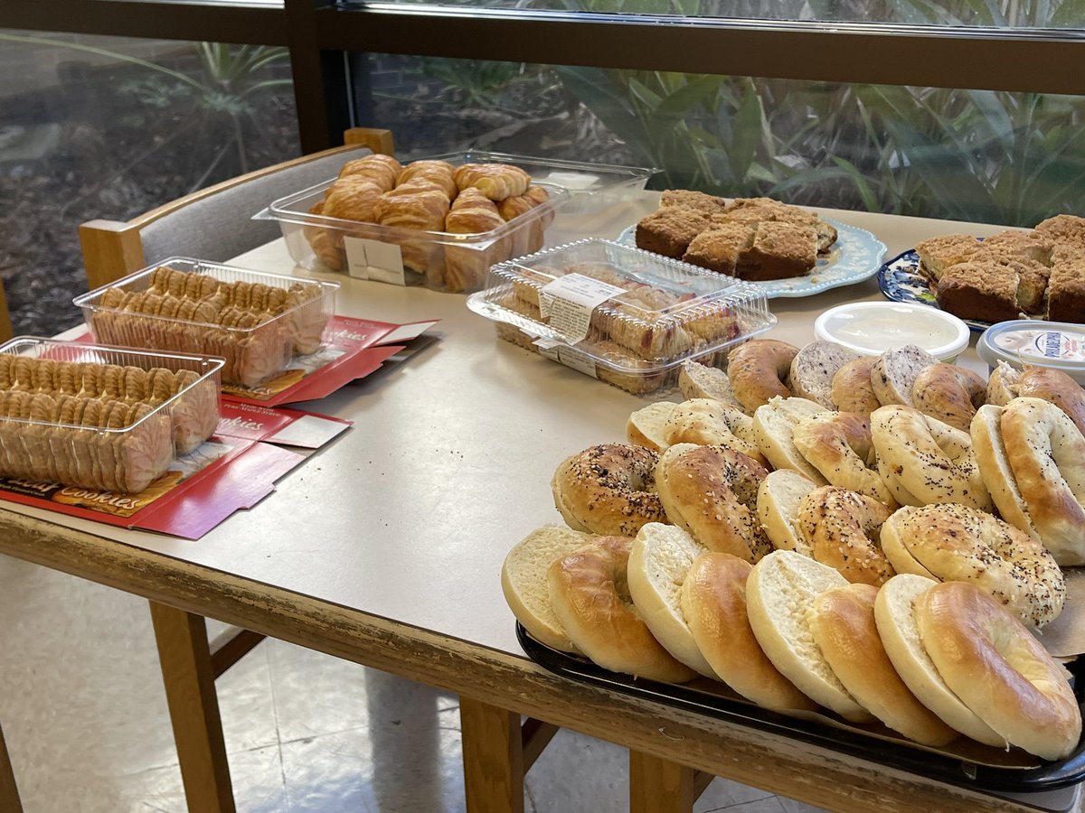The Liburd Lab hosted coffee hour for the department and it was great to catch up with our colleagues. Thank you for everyone who came!