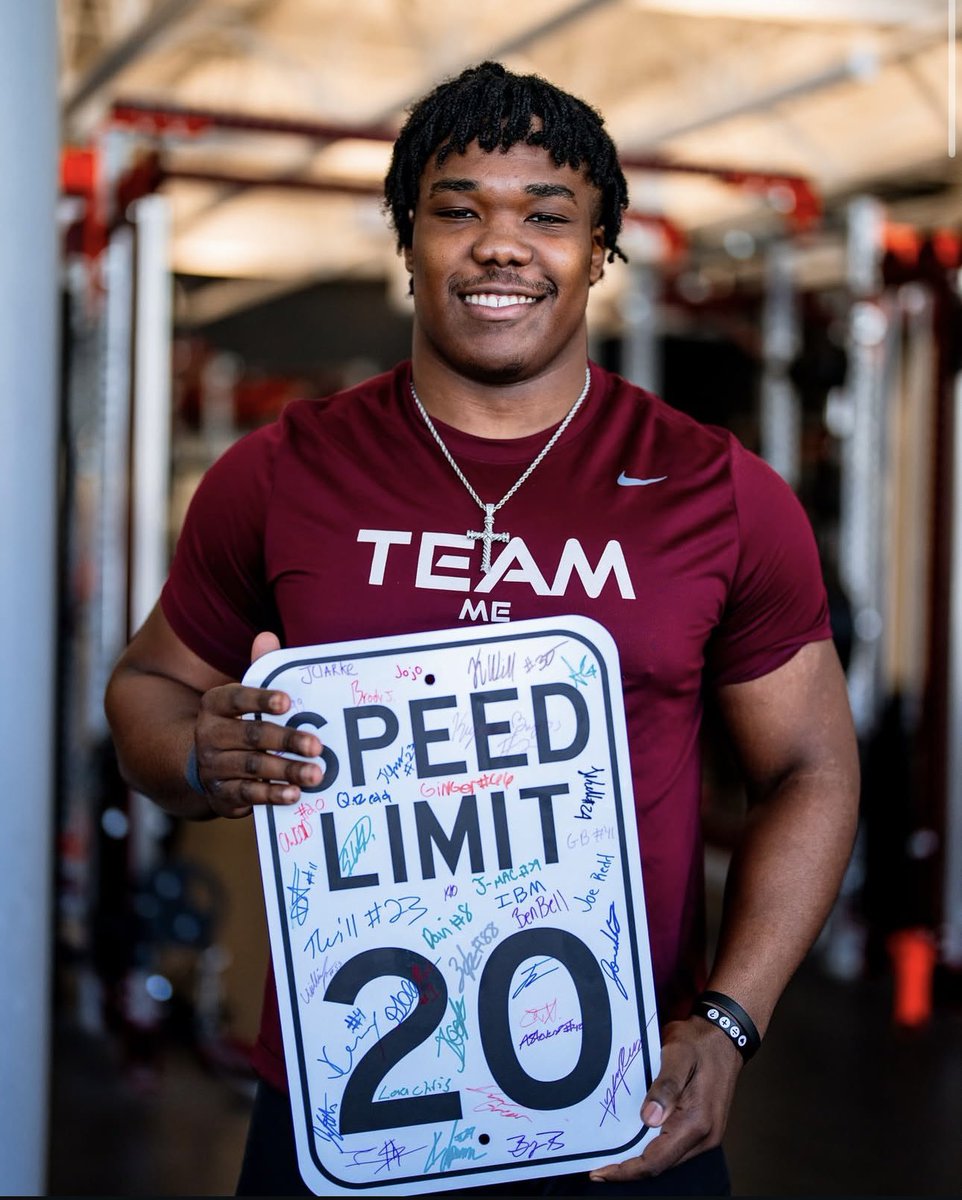 Kemari Copeland™ (@kemaricopeland) on Twitter photo 280 pounds 🫢 280 pounds 🫢