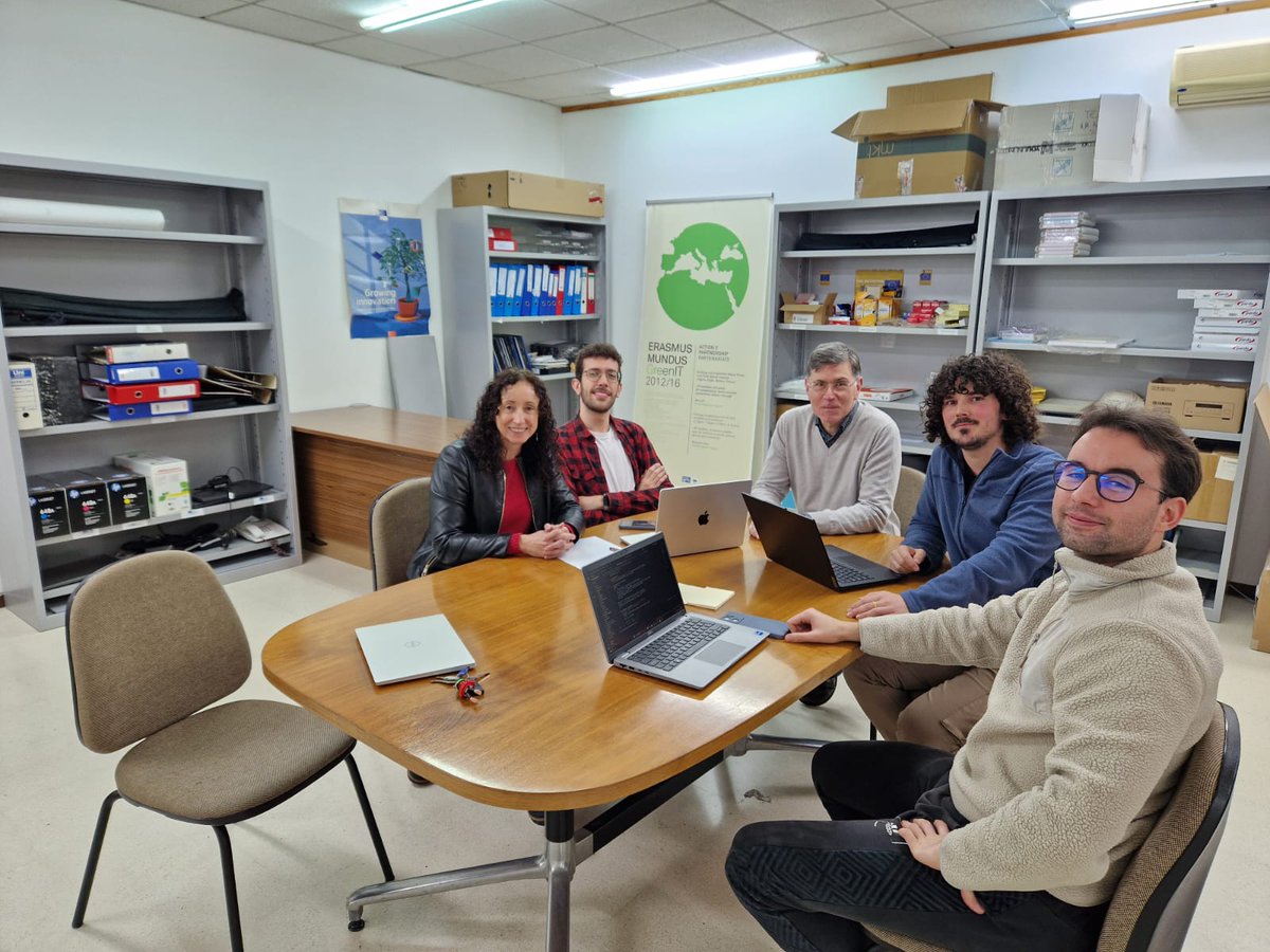 compromiseAEI (@compromiseaei) on Twitter photo ⬆️
The UVigo and UPC teams are continuing their research this week at <a href="/atlanTTic_uvigo/">atlanTTic - UVigo</a>, focusing on designing a decentralized reinforcement learning scheme to generate realistic urban traffic 🚗🚒🚓🚑🏙️🌇 for SUMO. The results so far are very promising!🤩
<a href="/AgEInves/">Agencia Estatal de Investigación</a> ⬆️
The UVigo and UPC teams are continuing their research this week at <a href="/atlanTTic_uvigo/">atlanTTic - UVigo</a>, focusing on designing a decentralized reinforcement learning scheme to generate realistic urban traffic 🚗🚒🚓🚑🏙️🌇 for SUMO. The results so far are very promising!🤩
<a href="/AgEInves/">Agencia Estatal de Investigación</a>