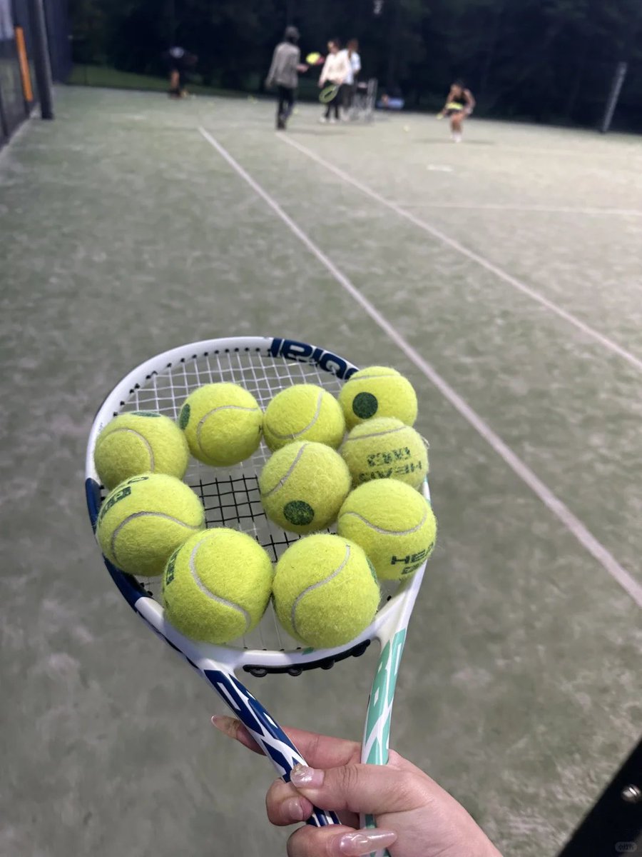 RubyStork's tweet image. play time🏓