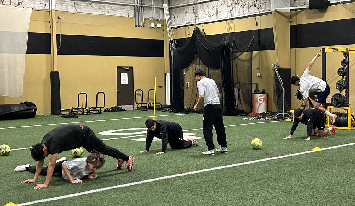 Putting in work to close out the season strong!🏃‍♂️💪⚽️!🏋️ #season2025 #OneLISD #faithoverfear #CougarNation <a href="/TheColonyHS/">The Colony HS</a> <a href="/TheGuv7/">Lee Weddall</a> <a href="/tchs_media/">TCHS Student Media</a> <a href="/LISDsports/">Lewisville ISD Athletics</a> <a href="/LSMNSports/">Lewisville Sports Media Network</a>