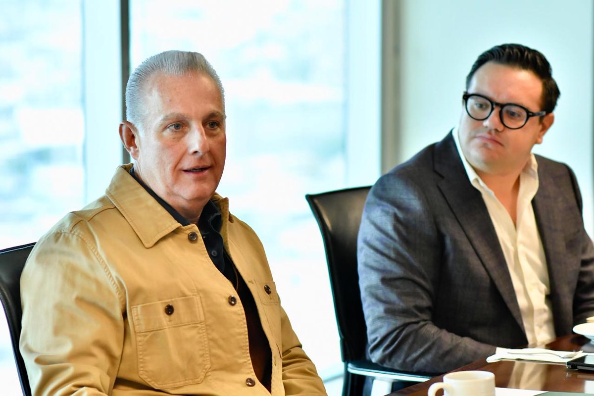 Notarios y Notarias, hoy el Consejo Directivo del Colegio de Notarios de Torreón se reunió con el Alcalde y su equipo para tratar temas clave que beneficiarán tanto a nuestro gremio como a nuestros clientes. ¡Seguimos trabajando por un mejor notariado!