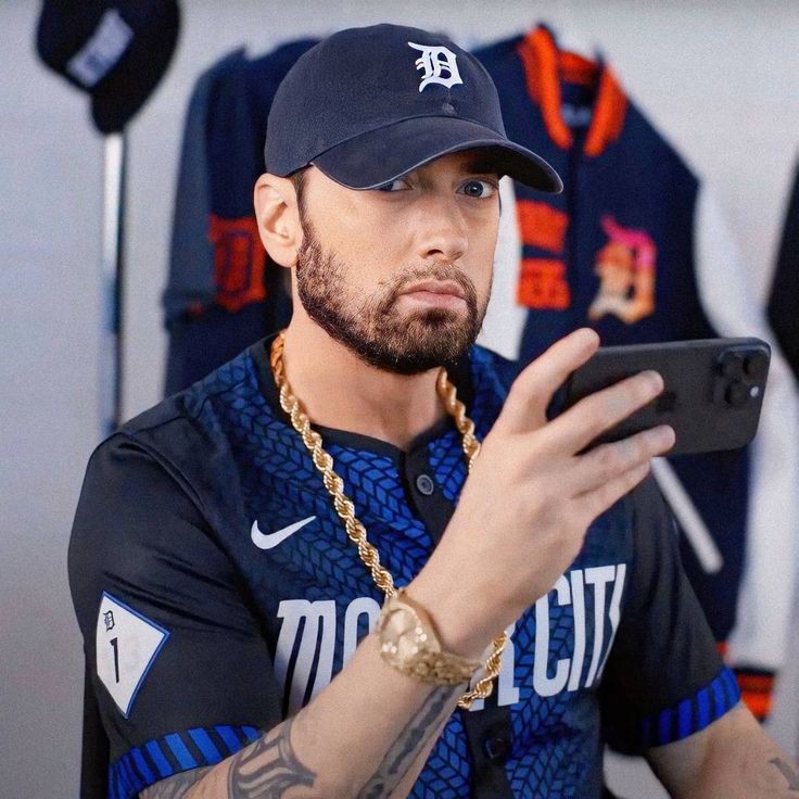 Daily Eminem tweet media