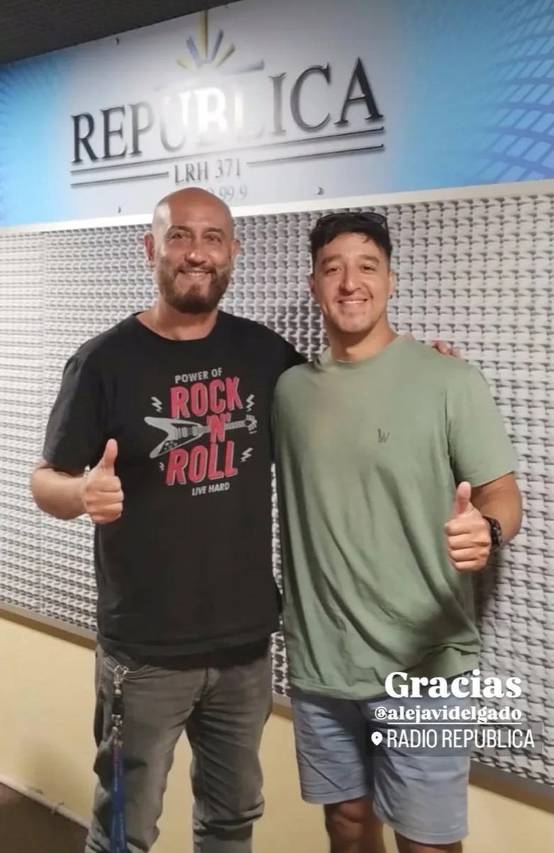 alejavidelgado's tweet photo. @Republica99 Hoy charlamos con el profe Diego Darío, recorrió de punta Argentina por ruta 40! https://t.co/GMmwFlsYjd