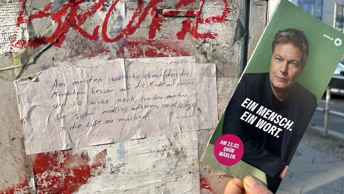 Gefunden am Antonplatz in Berlin Weißensee. 
Sonntag wählen gehen und #GrueneWaehlen 

Für Elli, 8 Jahre alt.

#GrueneZukunft #Klimaschutz #Klimawandel