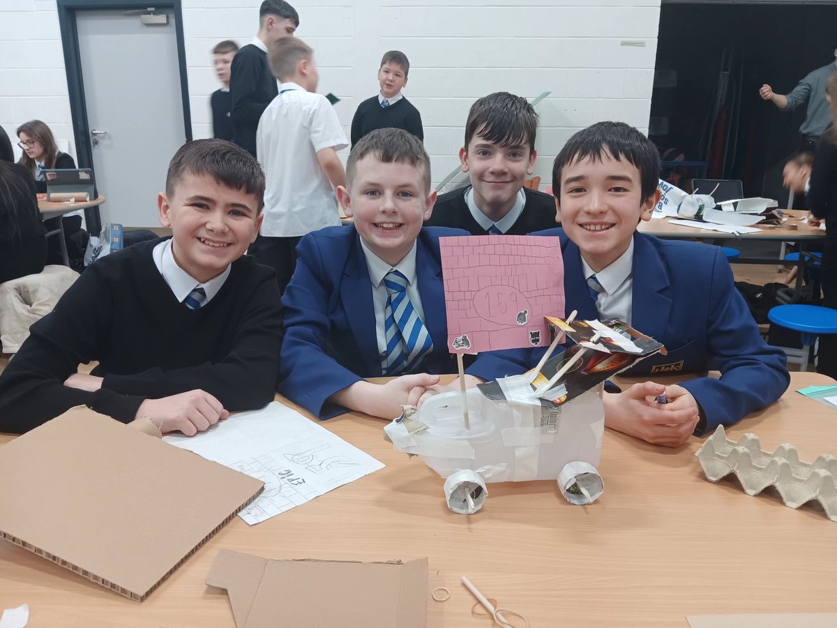 Miss McCabe @ Larbert High school tweet media