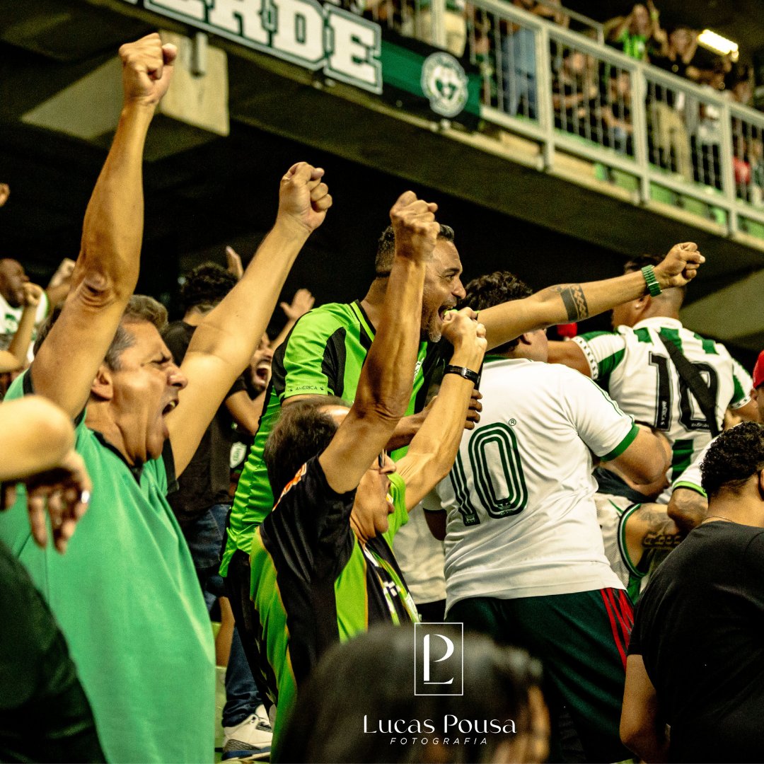 AmericaFC1912's tweet photo. #TODOMUNDONOINDEPA! 🏟️

Nação Americana, neste sábado (22), o apoio que vem das arquibancadas da @ArenaIndepa será essencial! 🐰💚

Contamos com todos vocês para mostrar a força da nossa casa e lutar os 90 minutos na busca da classificação!

Vamos juntos até o final, Nação Americana! 👊🏿

Lembrando que a venda de ingressos é exclusiva para os #SociosOndaVerde adimplentes, das categorias VIP e Americano, além de terem o seu ingresso garantido, terão a oportunidade de comprar até mais 05 (cinco) ingressos com 90% DE DESCONTO no Portão 3 ou 50% DE DESCONTO no Portão 04, na categoria inteira.

⚠️ Mas atenção, para esta partida a venda de ingressos será exclusivamente online. 

Acesse o link e adquira a sua entrada!

➡️https://t.co/ja7MCDUvg7

📸 @PousaFotografo 
 
#PraCimaDelesCoelho