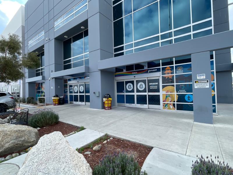 SuperiorSignsAG's tweet image. We were back at the Amazon LGB7 facility. Earlier, our team put together custom wall wraps and graphics for warehouses in Rialto, CA. This time, we designed, produced, and installed window graphics that allow visibility outside. bit.ly/3D35oPp
#WindowGraphics