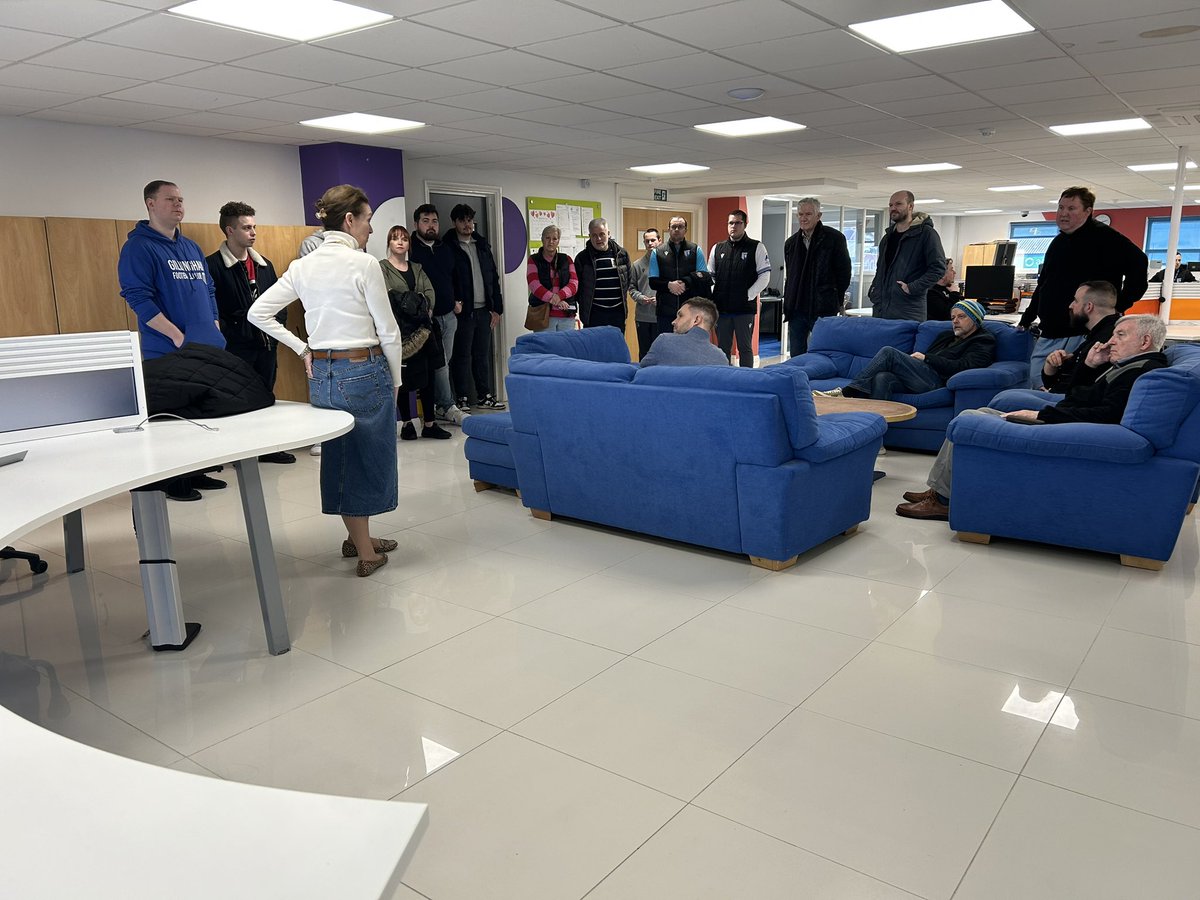 Daniel Lambert tweet media