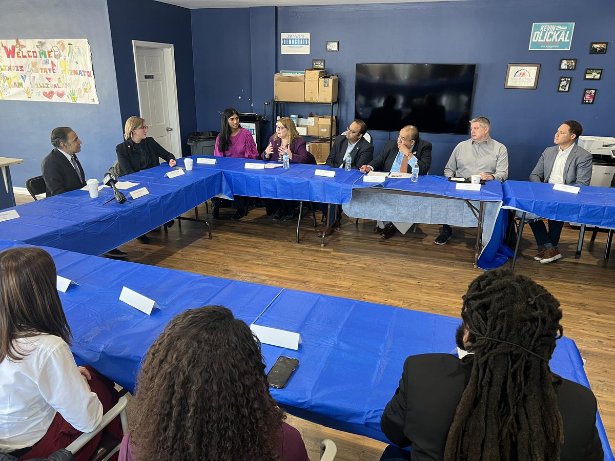 SEIU Local 1 (@seiulocal1) on Twitter photo HAPPENING NOW: President <a href="/geniekastrup/">Genie Kastrup</a> is joining local, state and federal leaders for a community round table discussion on the Trump Administration’s unjust policies and how we are working together to protect Illinois families. HAPPENING NOW: President <a href="/geniekastrup/">Genie Kastrup</a> is joining local, state and federal leaders for a community round table discussion on the Trump Administration’s unjust policies and how we are working together to protect Illinois families.