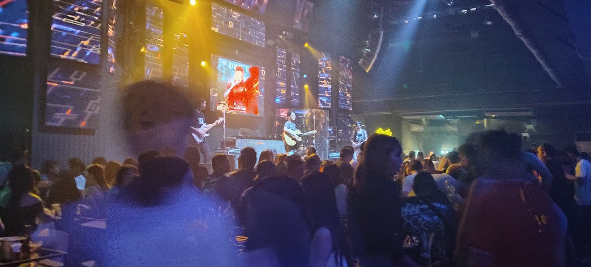 คนเยาะจัง