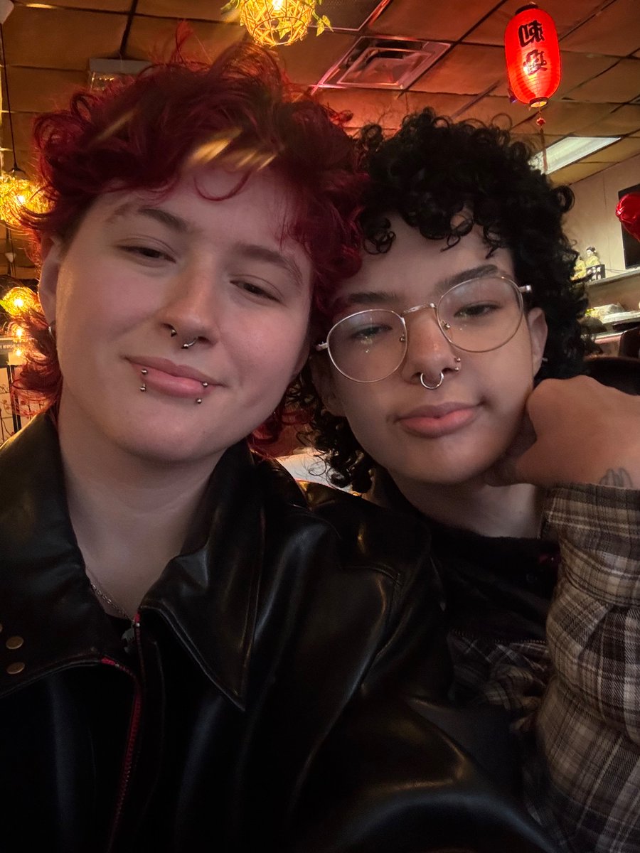 butchviarcane's tweet photo. ‼️‼️‼️hello everyone, i haven’t been on twt for a while but i need help. i need to save up money to move out of my toxic household. i don’t have a gfm yet but my cashapp and venmo is $jaydinnerplate my partner and i and our 5 pets are trying to save up to move out secretly. https://t.co/MvSstw2xiD