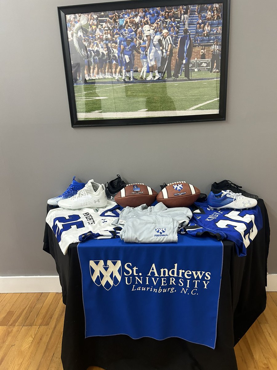 ____5iveee____'s tweet photo. Had a great time at saint Andrews today thank you to all the coaches and players for the hospitality hope to be back in the fall !! 
@SVSpartans_FB @CoachSkywalker3 @CoachTim52 @CoachQuay_ @SVHS_Athletics1 @HaydenCrooks @UCHOOPS @SVBBallCoach @CoachQuinn19 @StAndrewsFB https://t.co/HmDXA28Bae