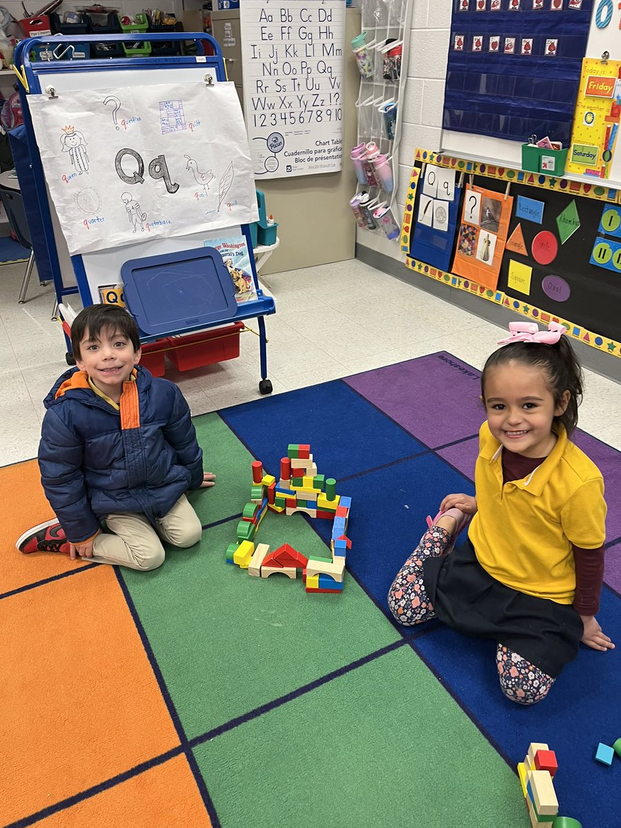 vaviles01's tweet photo. Friday fun stations yay! #BME #prekisfun https://t.co/lMlDqloHlC
