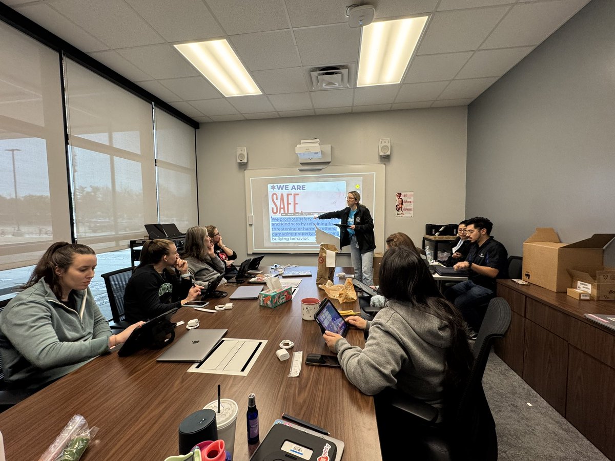 RISDiTeam's tweet image. 🎉 Happy Friday! 🎉 We had an action-packed week rolling out new 10th Gen iPads &amp;amp; Logitech Crayons to our incredible elementary staff across 7 campuses! Everyone’s buzzing about the amazing new features like #LiveText and #Freeform scenes. 📱✨ #RISDBeTheOne