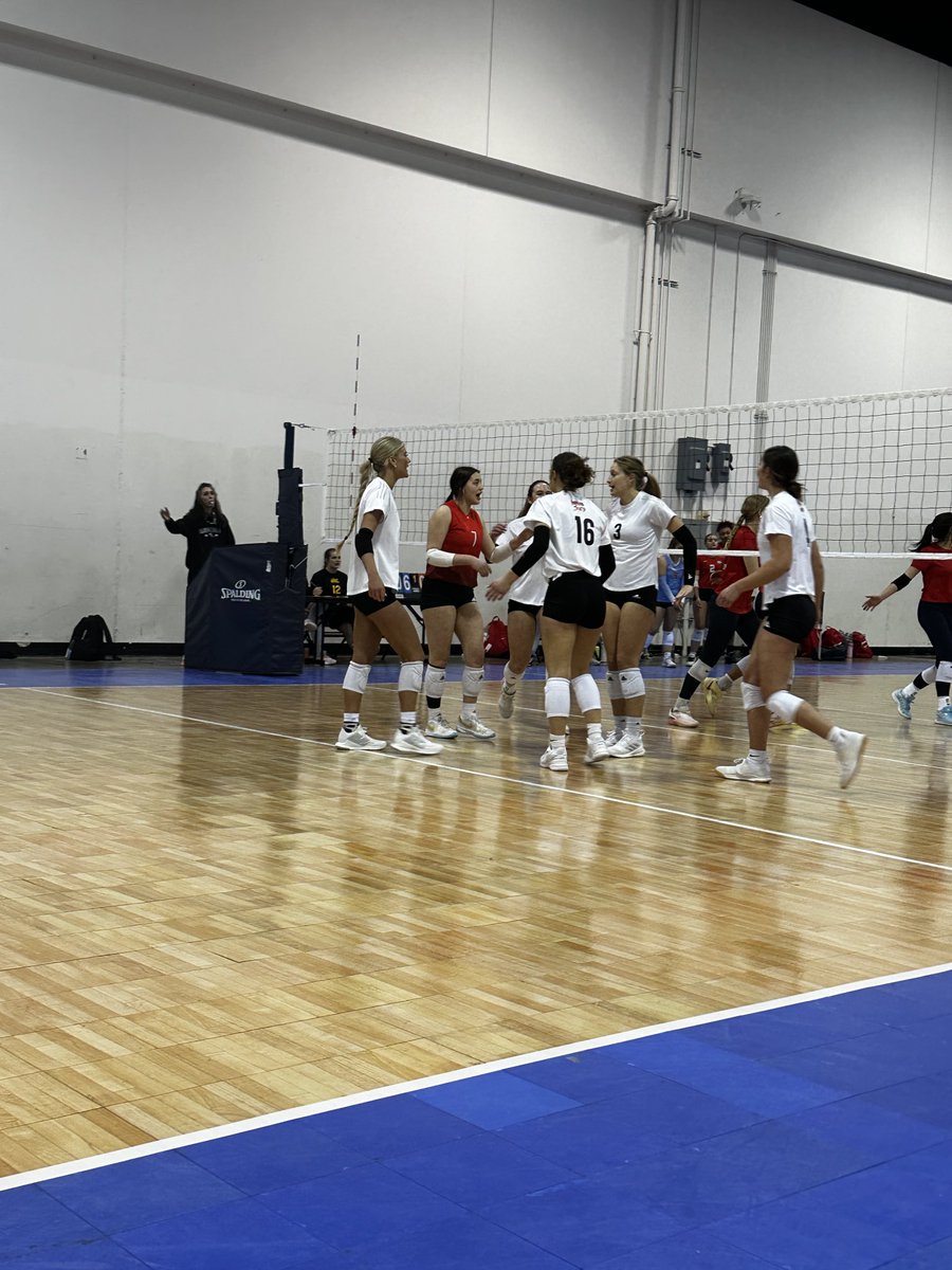2-1 on Day 1 of the Southeast Qualifier!