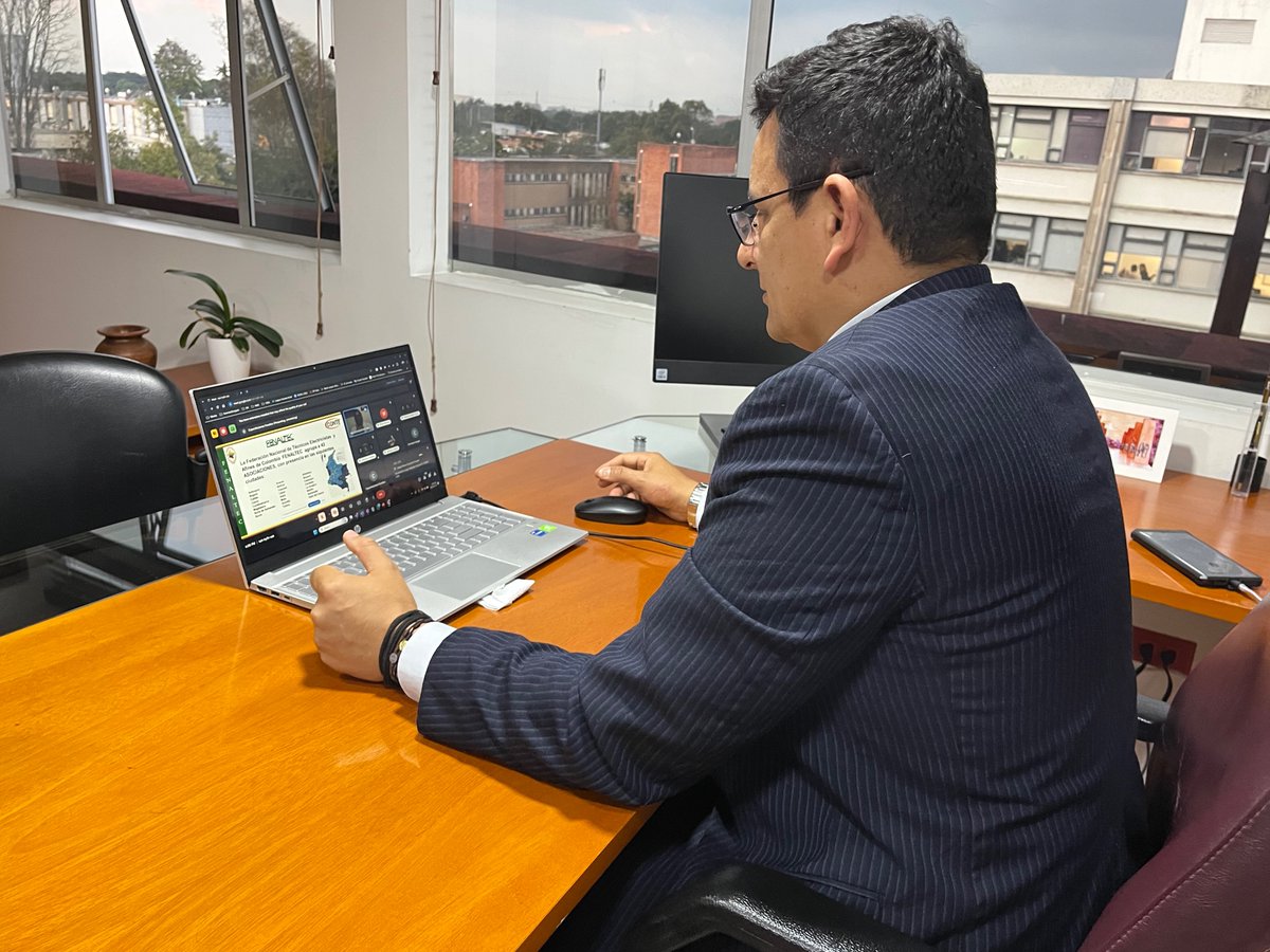 juanbedoya2005's tweet photo. Agradezco a @ConteColombia y @fenaltec por la invitación a participar en la charla virtual sobre regulación. Es un gusto dialogar con los protagonistas de la Transición Energética, las y los técnicos electricistas. https://t.co/0jAZGynttW