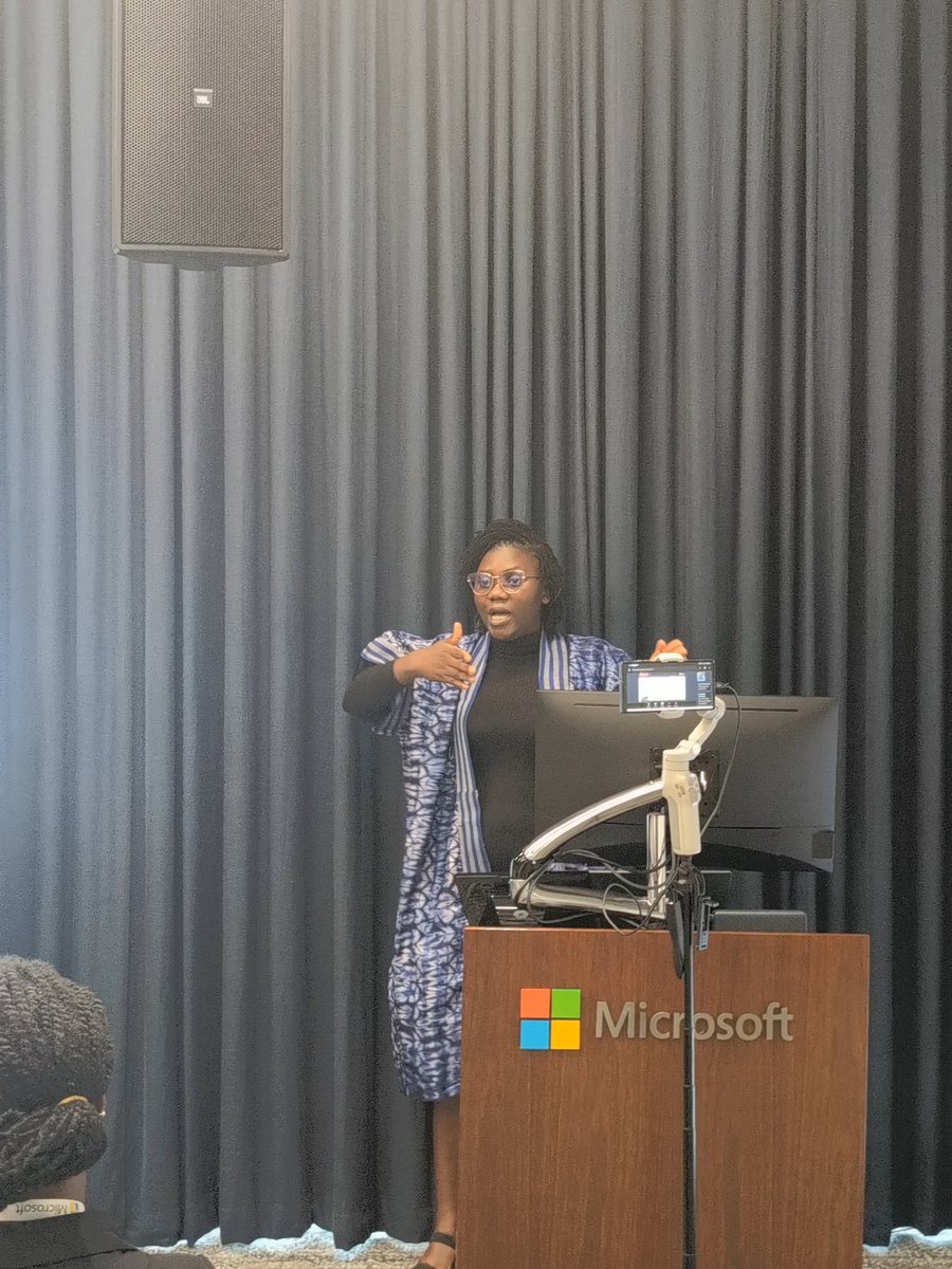 Vickielala_'s tweet photo. I spoke about Microsoft #AIBuilder at #MicrosoftDevConnect today. Thanks to the @mlsanigeria and @MSFTReactor for having me https://t.co/kc3cmHU2Oc