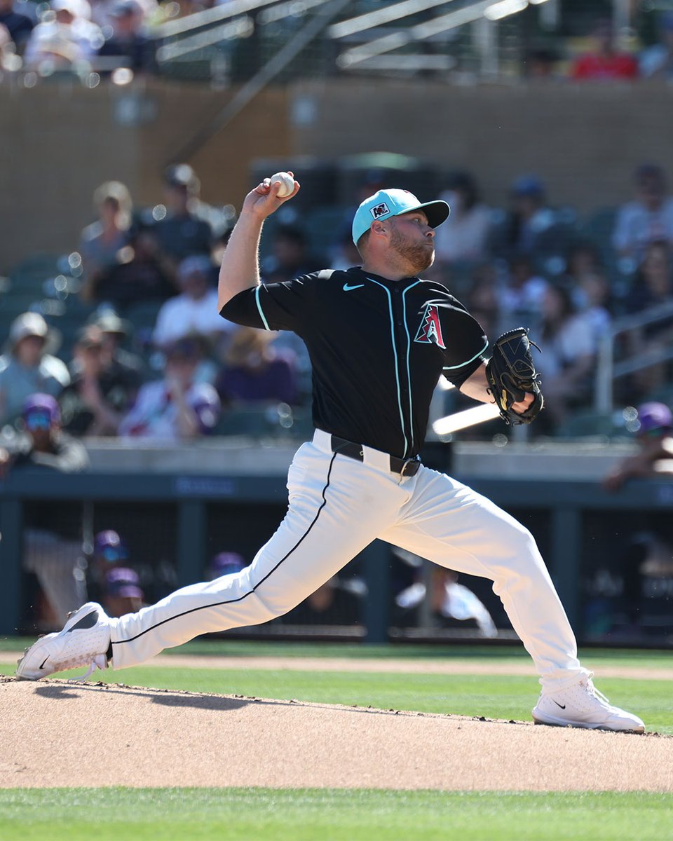 MLB's tweet photo. Corbin Burnes' debut in @Dbacks threads:

Three up, three down, three strikeouts. 🐍 https://t.co/Gw99bm6Owd
