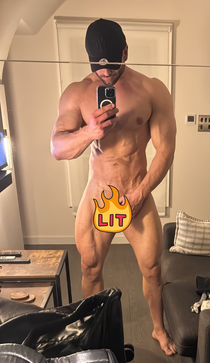 🔥😈🔥😈🍆
onlyfans.com/gianpaolo_xxl