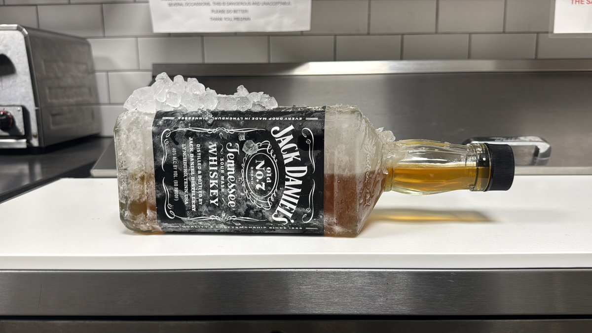 gametimephillip's tweet photo. Pretty good start to the night. https://t.co/vam9t82mdq
